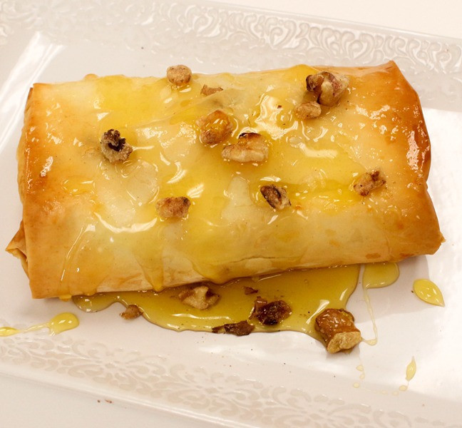 🌟 Phyllo Wrapped Honey Roquefort – Wykwintna Przekąska! 🌟