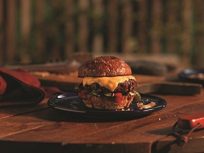 🍔 All-American Steakburgers – Amerykańska Klasyka w Twojej Kuchni! 🇺🇸