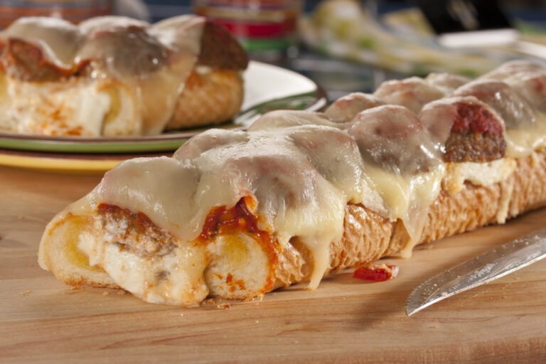 🍝 Mama Mia’s Meatball Bake – przepis pełen smaku! 🍅🧀