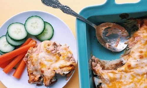 🥘 Zapiekanka Burrito Enchilada 🇲🇽🔥 Masz ochotę na coś sycącego, pikantnego i w meksykańskim stylu? 🌮🧀