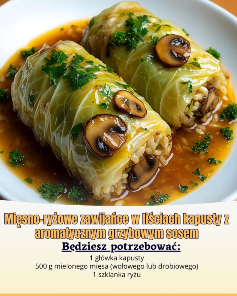 Mięsno-ryżowe zawijańce w liściach kapusty z aromatycznym grzybowym sosem