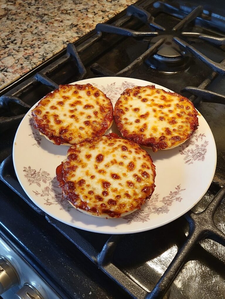 Mini Pizza Buns Low Carb & Cheesy