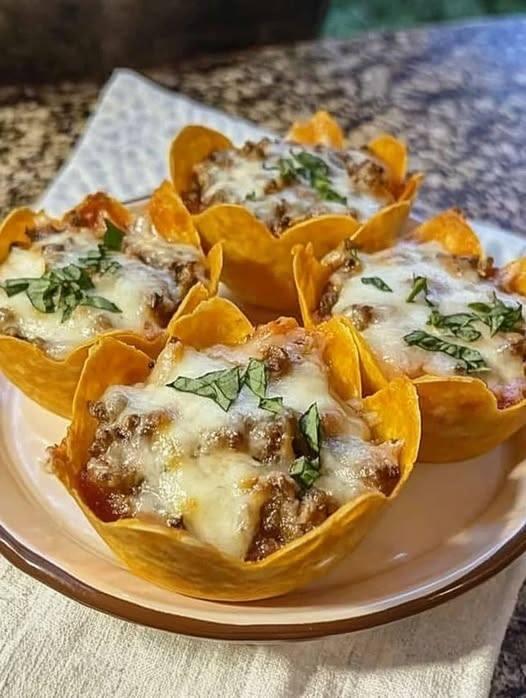 Low carb Pizza Cups 