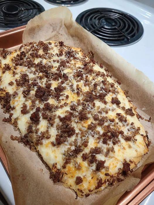 Keto Chicken bacon ranch pizza